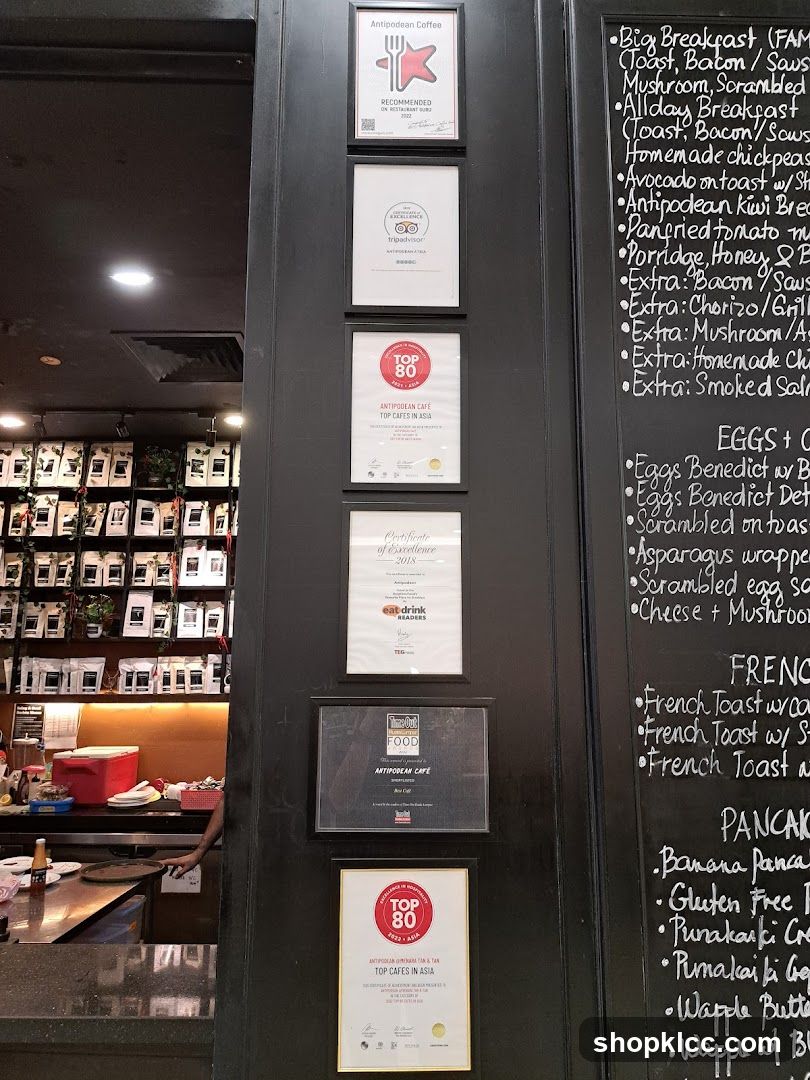 Cafe Awards and Menu