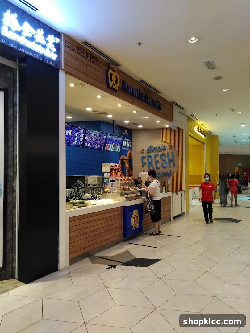 Auntie Anne's Pretzel Shop in Mall