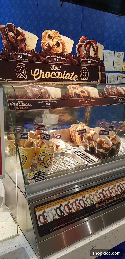 Chocolate Pretzel Display