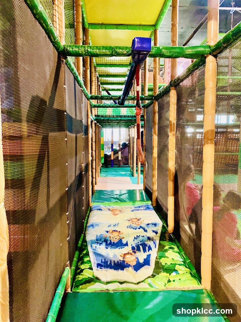 Indoor Playground Tunnel