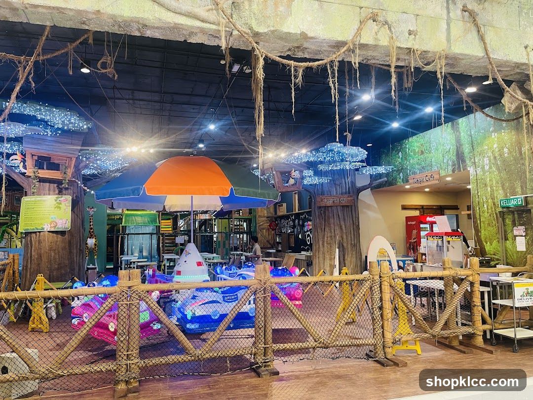 Jungle-themed indoor playground and cafe
