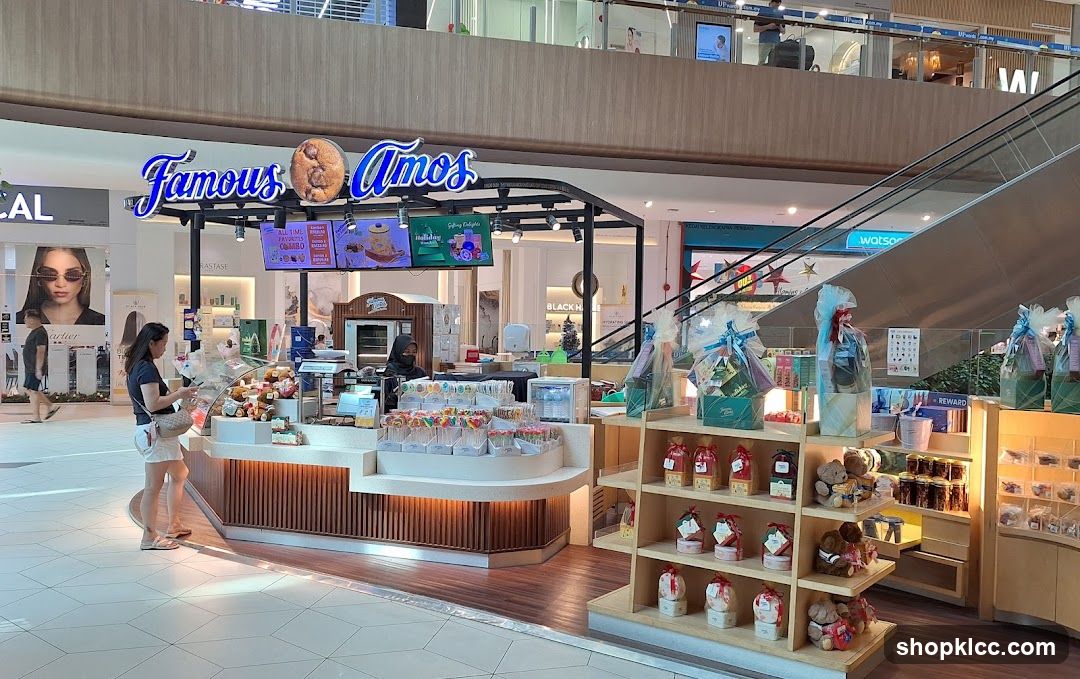 Famous Amos