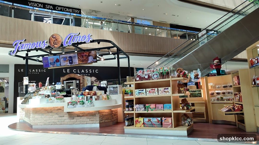Famous Amos and Le Classic Storefront