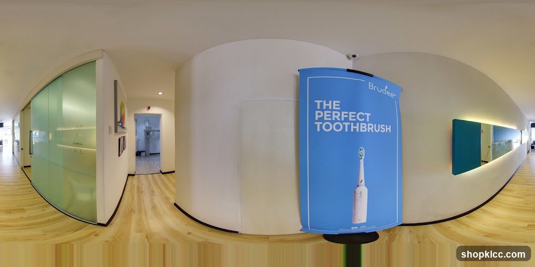 Brudee Toothbrush Ad in Interior Space