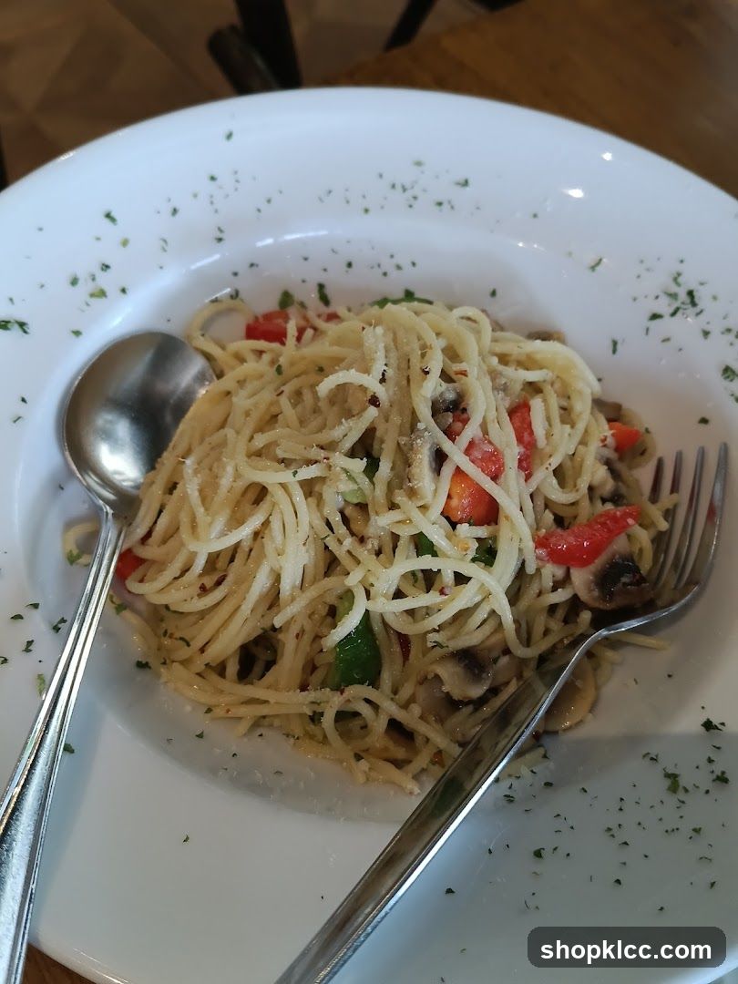 Pasta Dish with Vegetables and Mushrooms