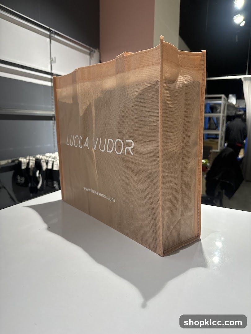 Lucca Vudor Shopping Bag