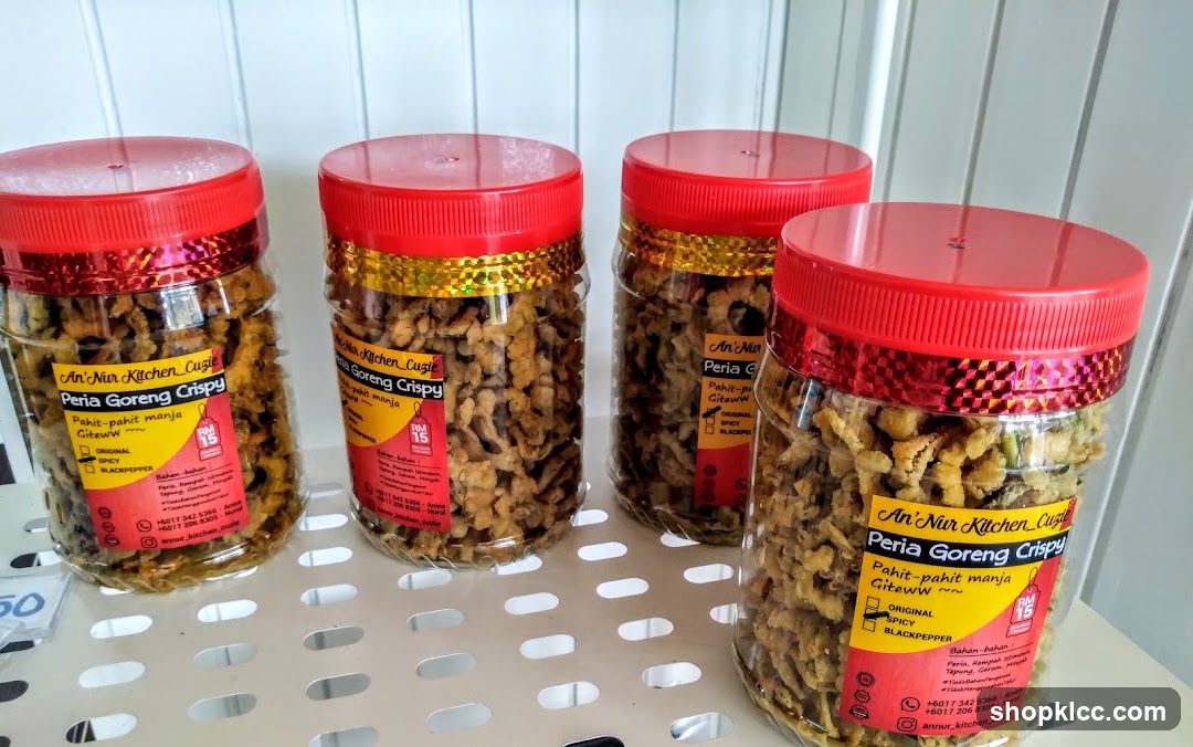 Snack Jars Display