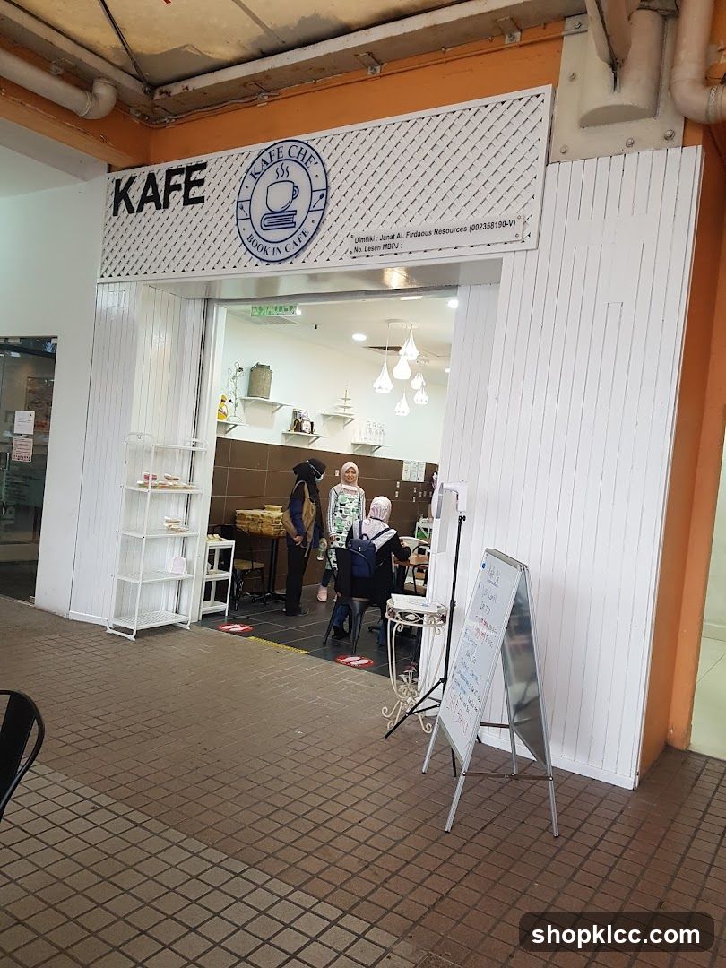 Kafe Cafe in Cafe