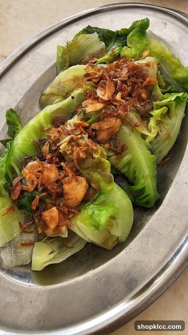 Stir-fried Lettuce with Fried Onions