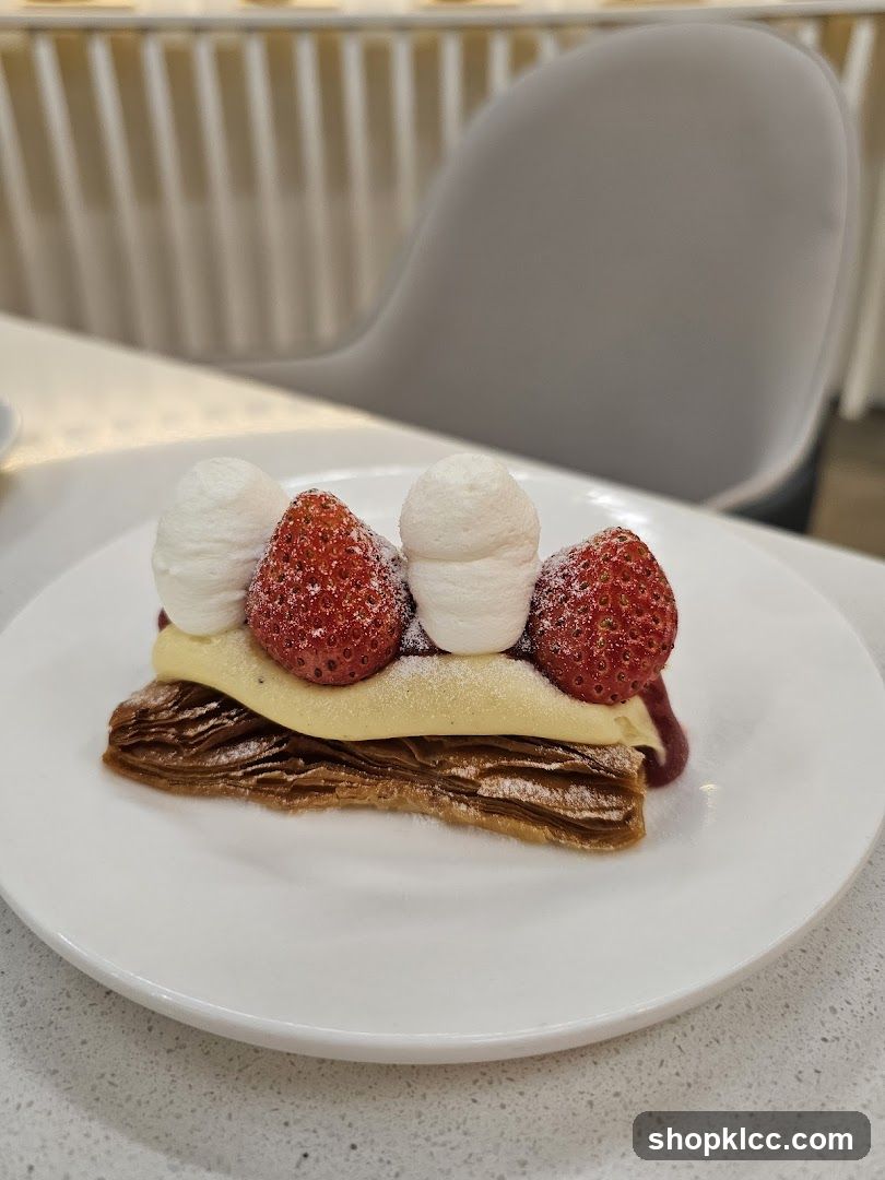 Strawberry and Marshmallow Dessert