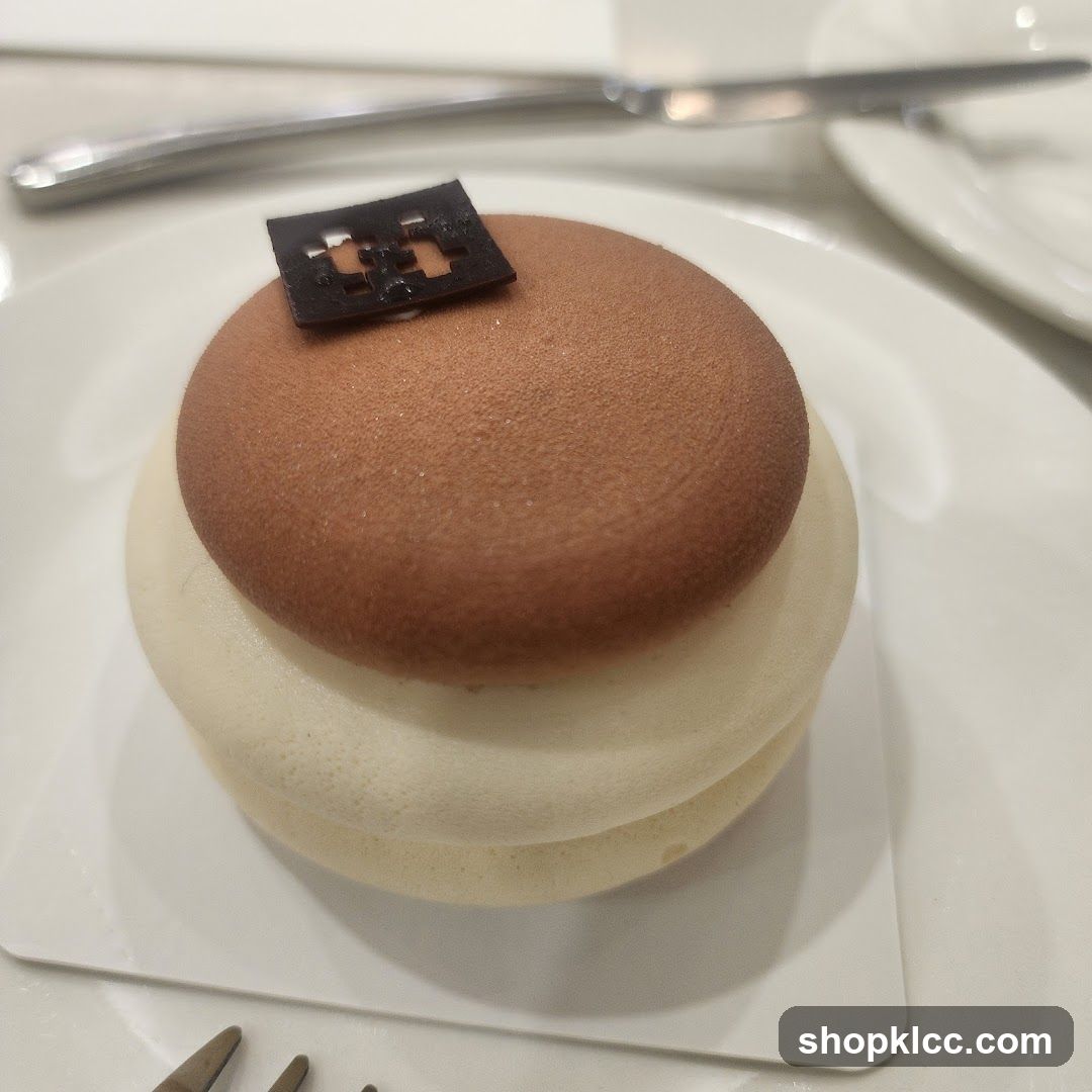 Chocolate and Vanilla Sponge Cake