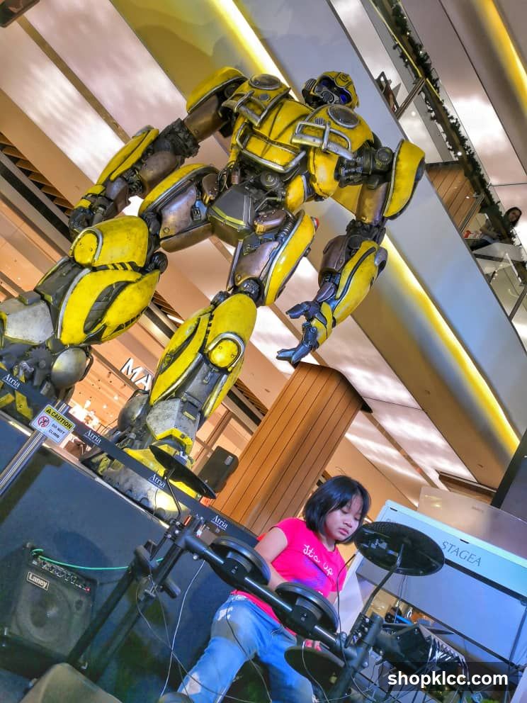 Bumblebee Robot Display in Mall