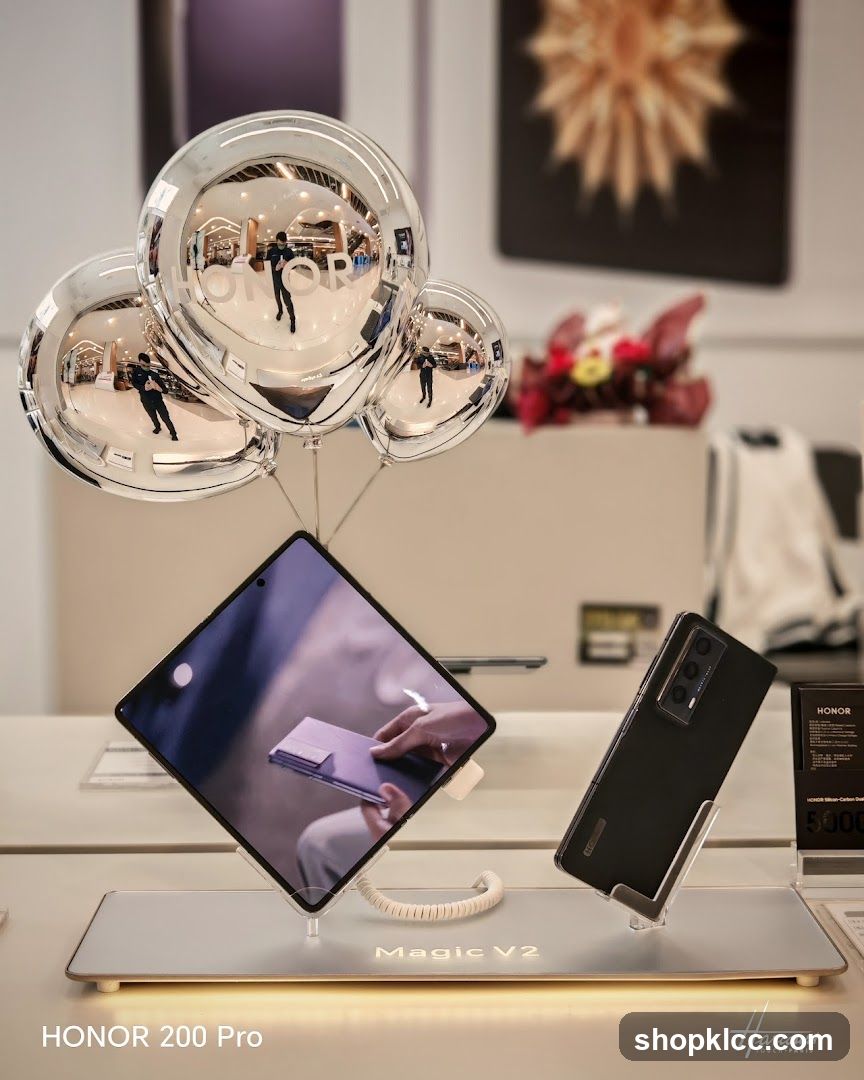 Honor Phone Display with Balloons