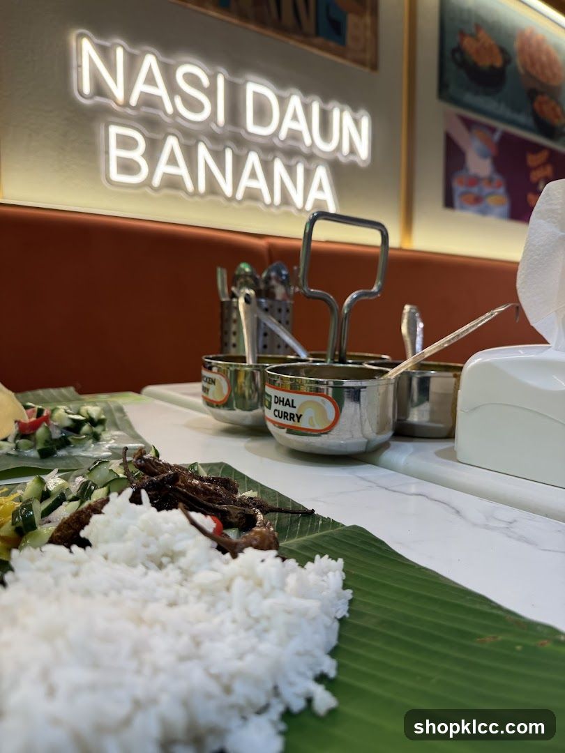 Nasi Daun Banana Dining Setup