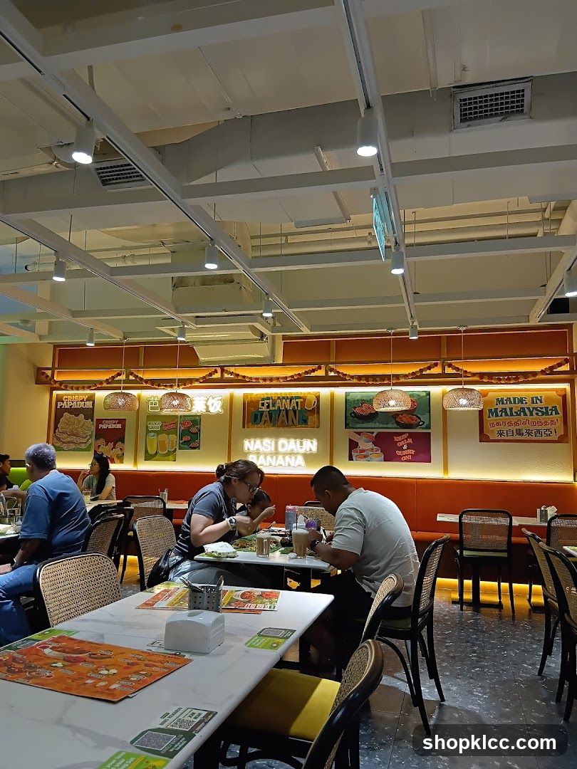 Nasi Daun Banana Restaurant Interior