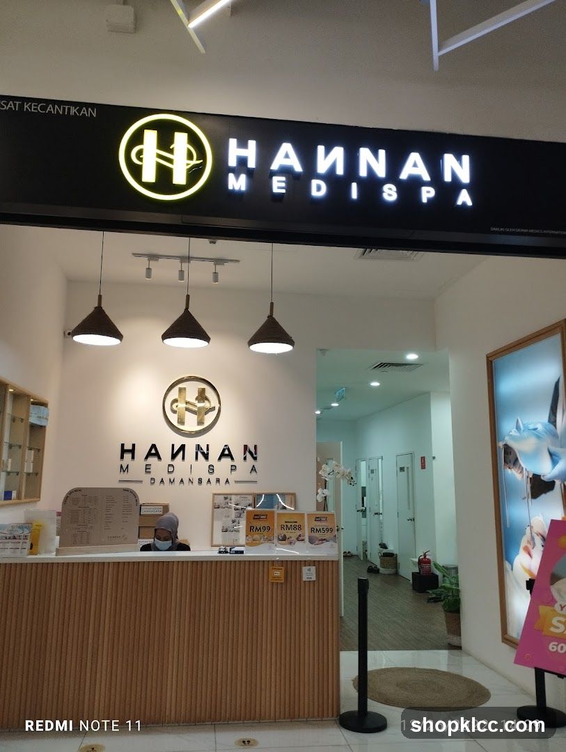 Hannan Medispa Damansara Reception Area