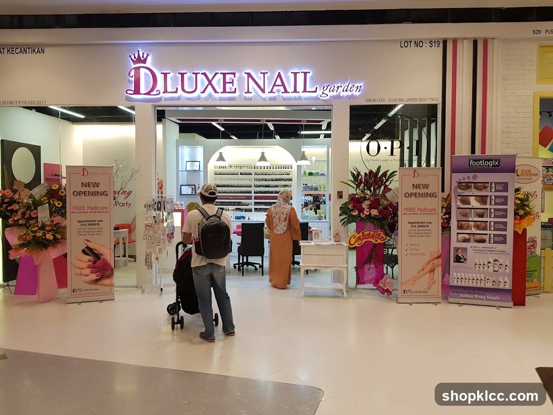 Dluxe Nail Garden