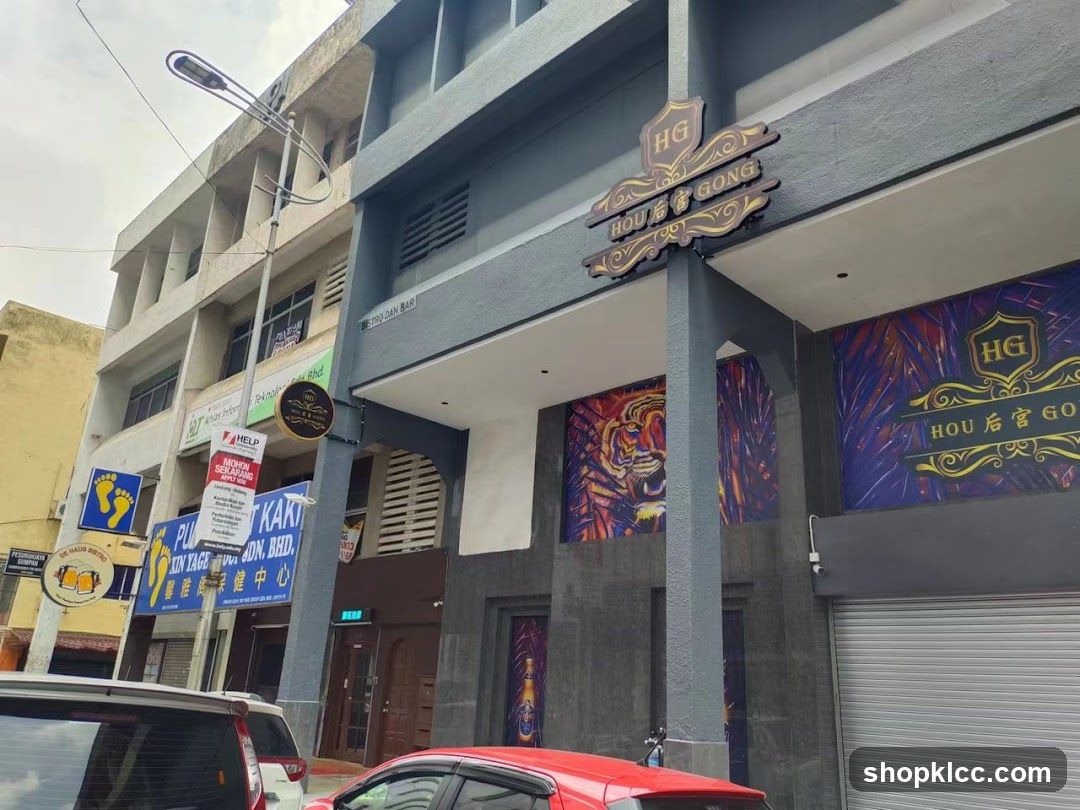 Hou Gong Pub & KTV