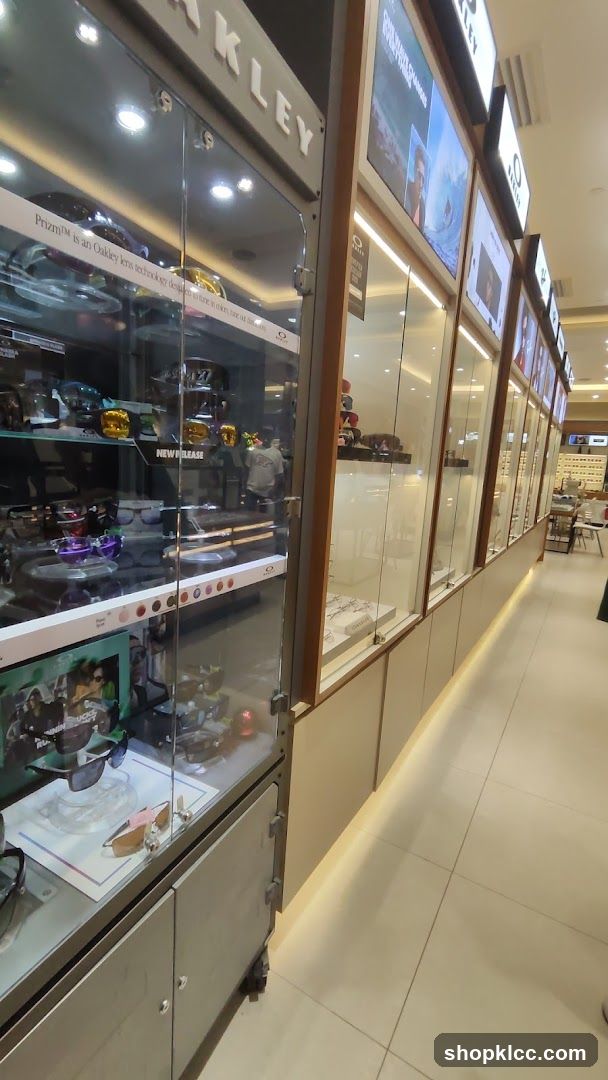 OAKLEY Display Case Interior