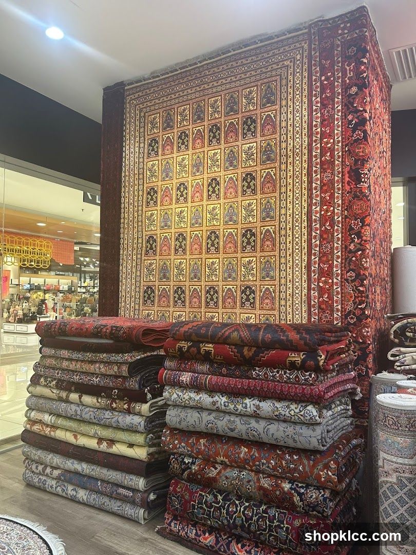 Rug and Carpet Display