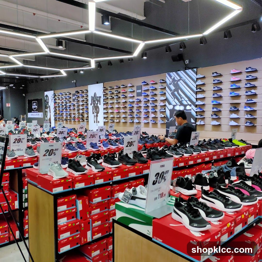 Shoe Store Interior Sale Display