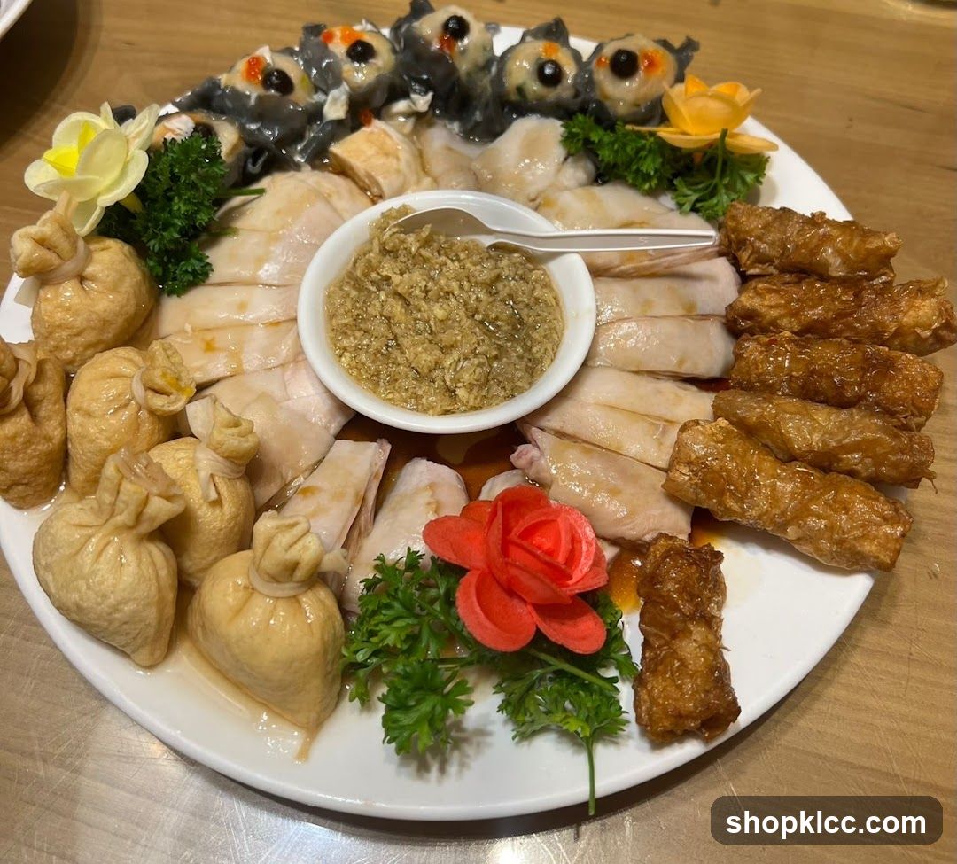 Chinese Platter with Chicken and Dipping Sauce