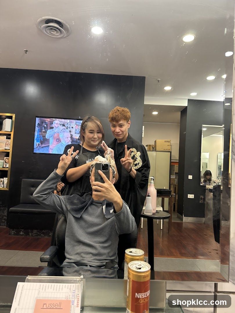 Russell Salon