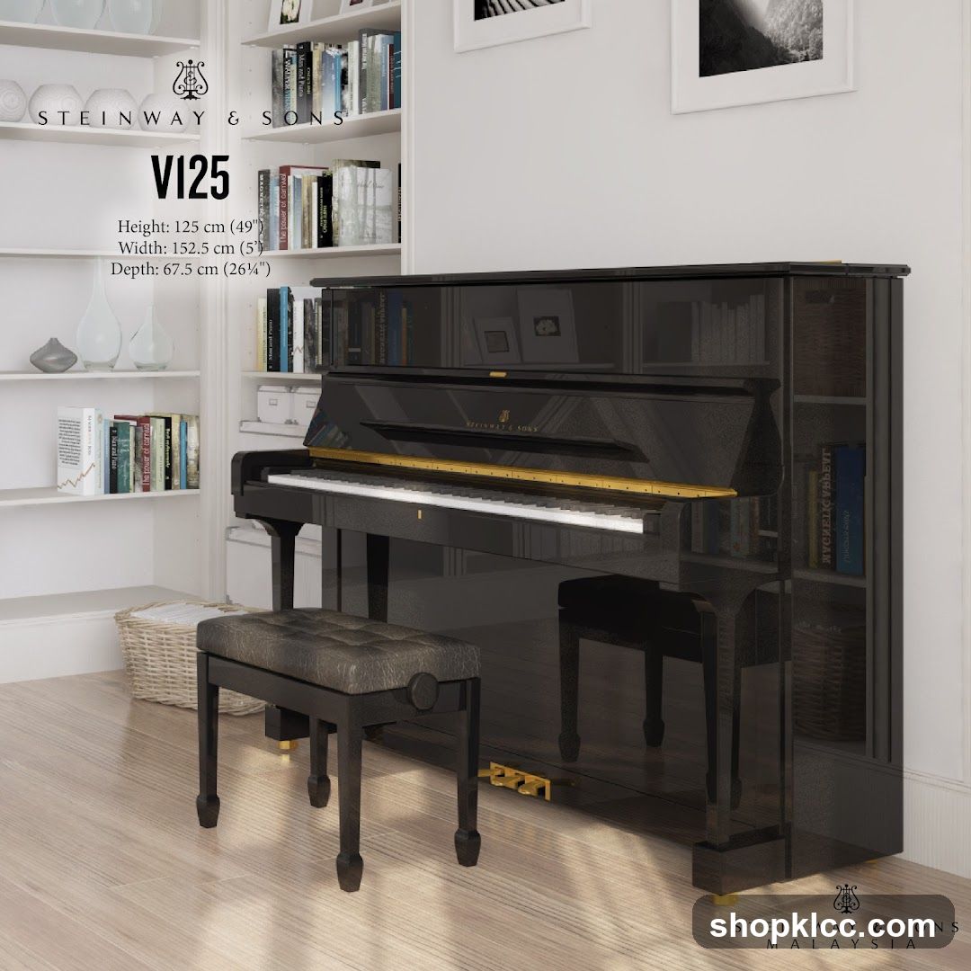 Steinway & Sons V125 Piano