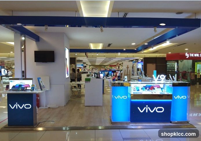 vivo electronics display in mall