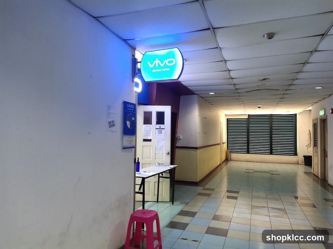 Vivo Service Center Interior