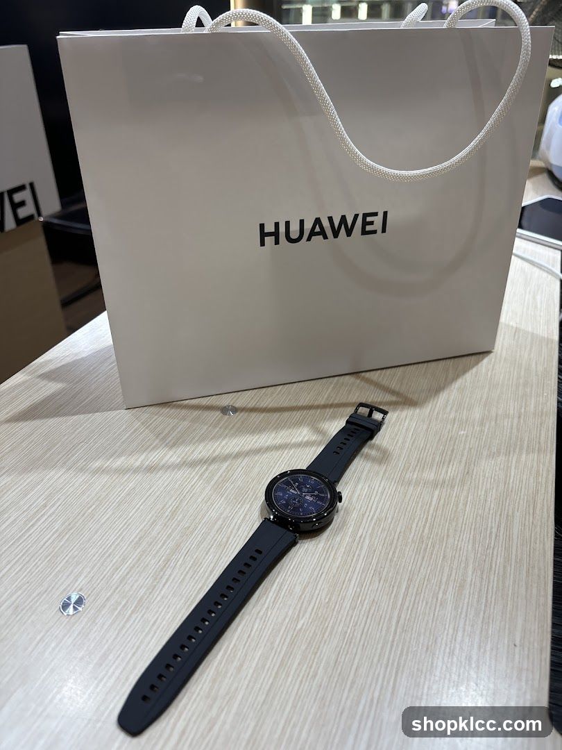 Huawei Smartwatch and Shopping Bag