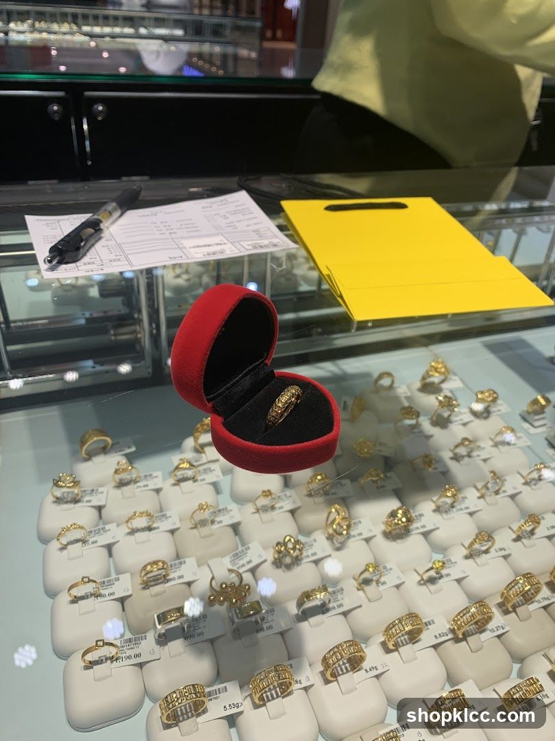 Jewelry Display Counter