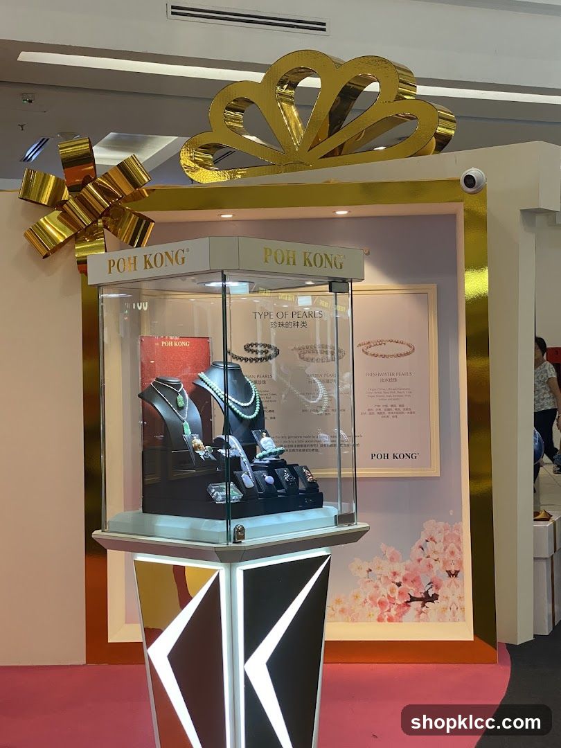 Poh Kong Jewelry Display