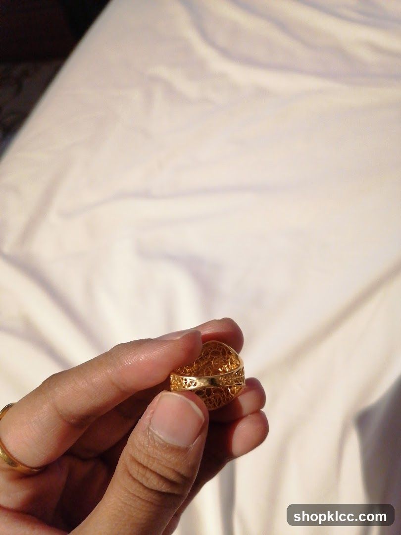 Gold Ring with Filigree Design