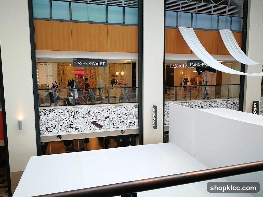 Fashion Valet Store Interior View
