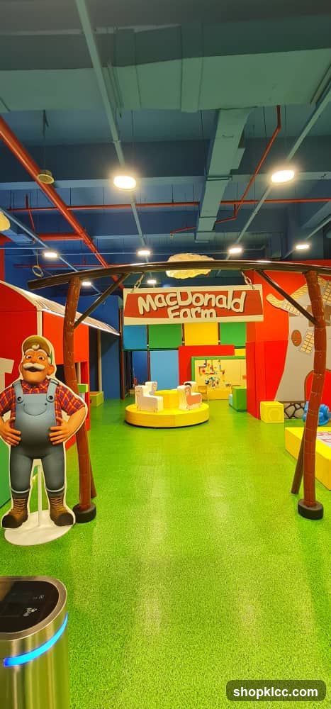 McDonald Farm Interior
