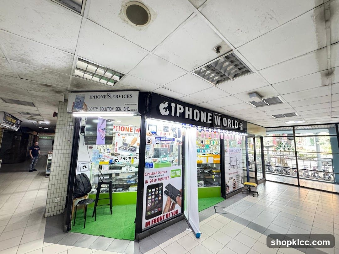 Iphone World