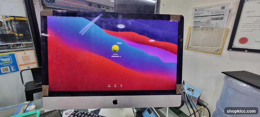 Apple iMac in a shop interior