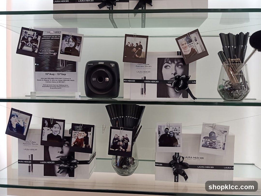 Laura Mercier Display