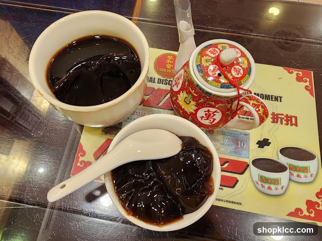 Dessert and Tea Set