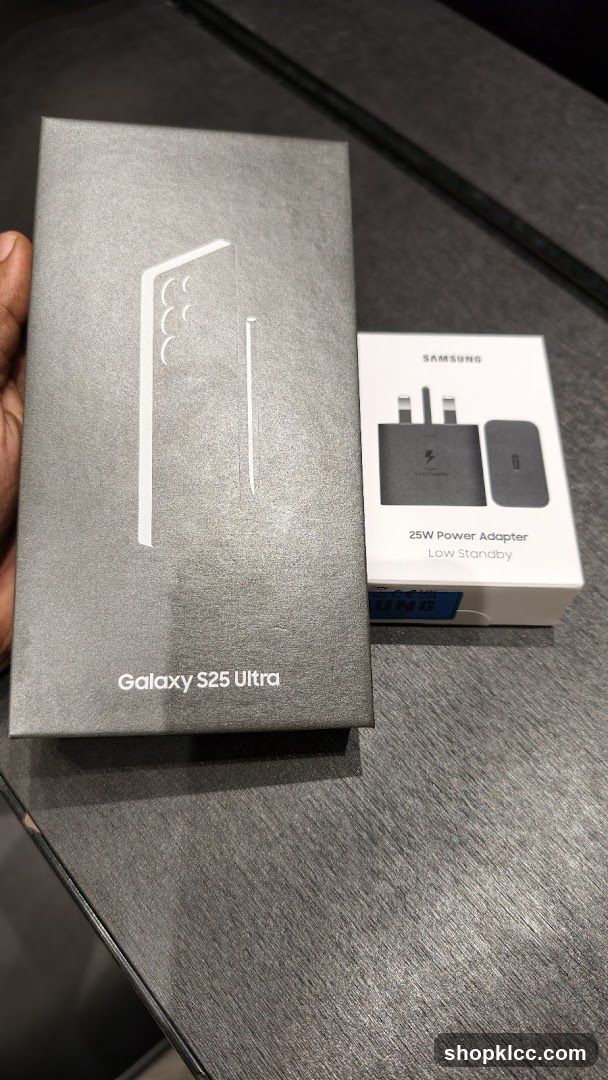 Samsung Galaxy S25 Ultra and Power Adapter