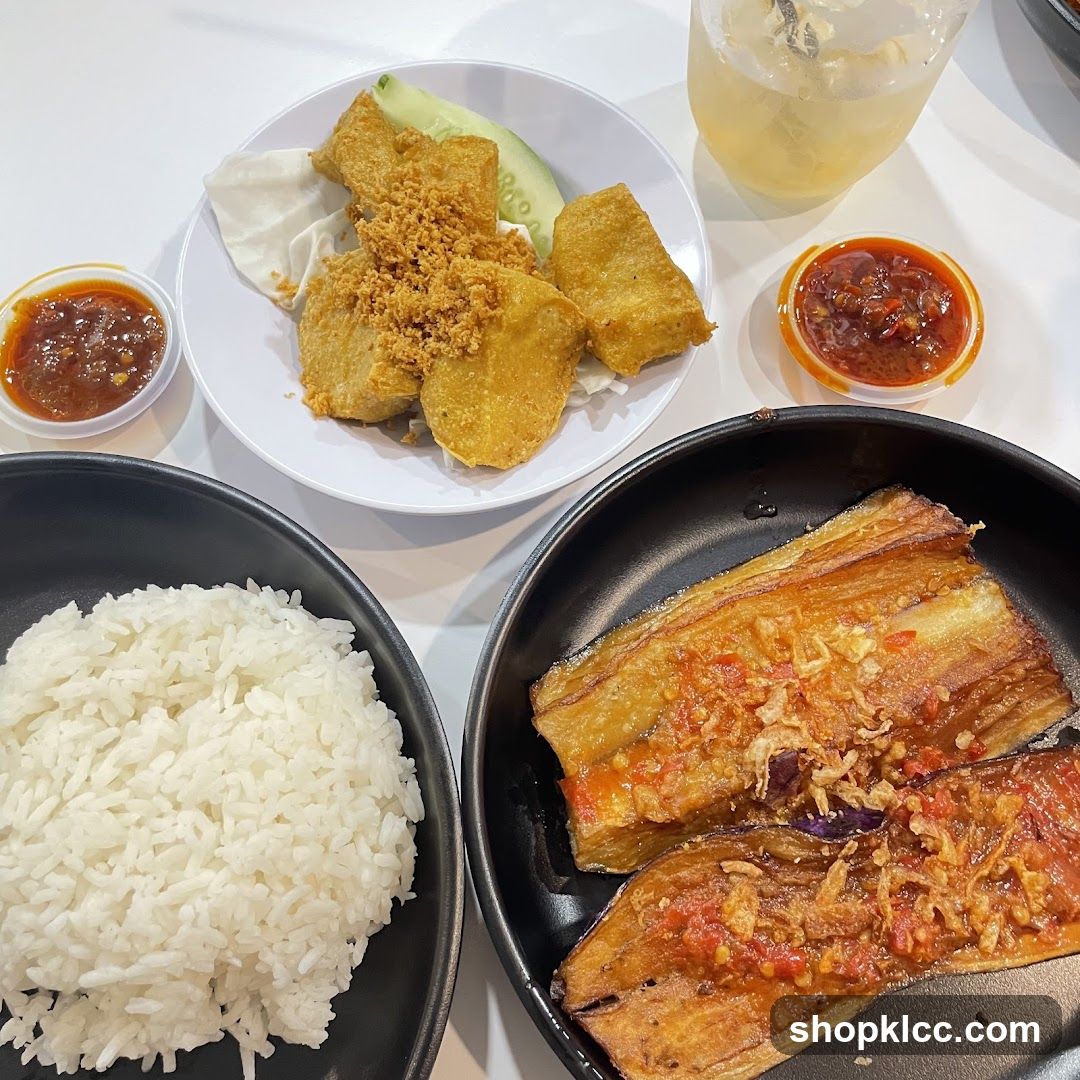 Fried Fish and Eggplant with Rice
