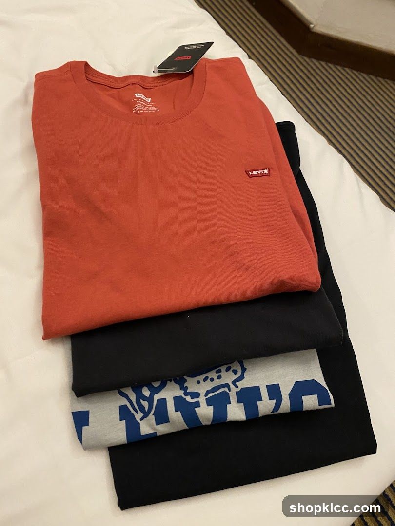 Levi's T-shirts Stack
