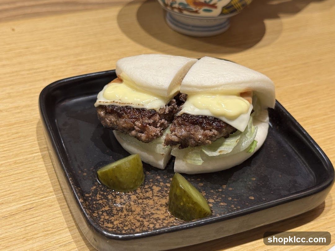 Bao Bun Burger