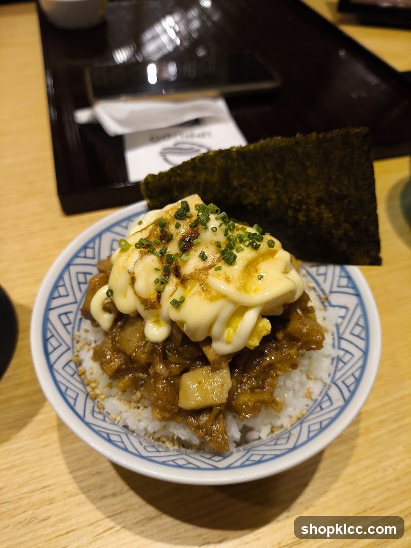 Rice bowl with meat and mayonnaise