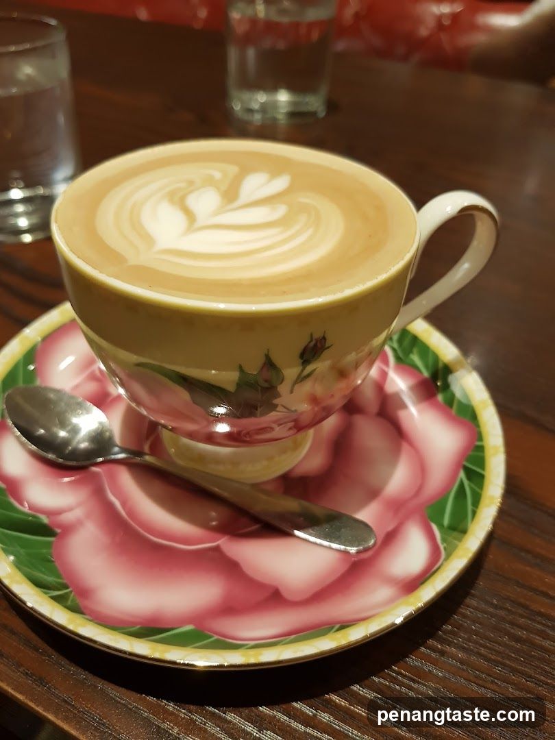 Latte with latte art