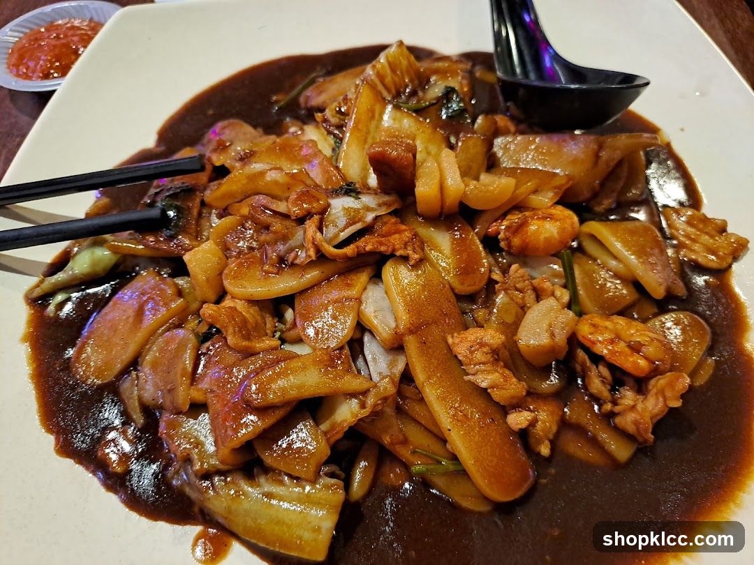 Stir-fried Noodles with Sauce
