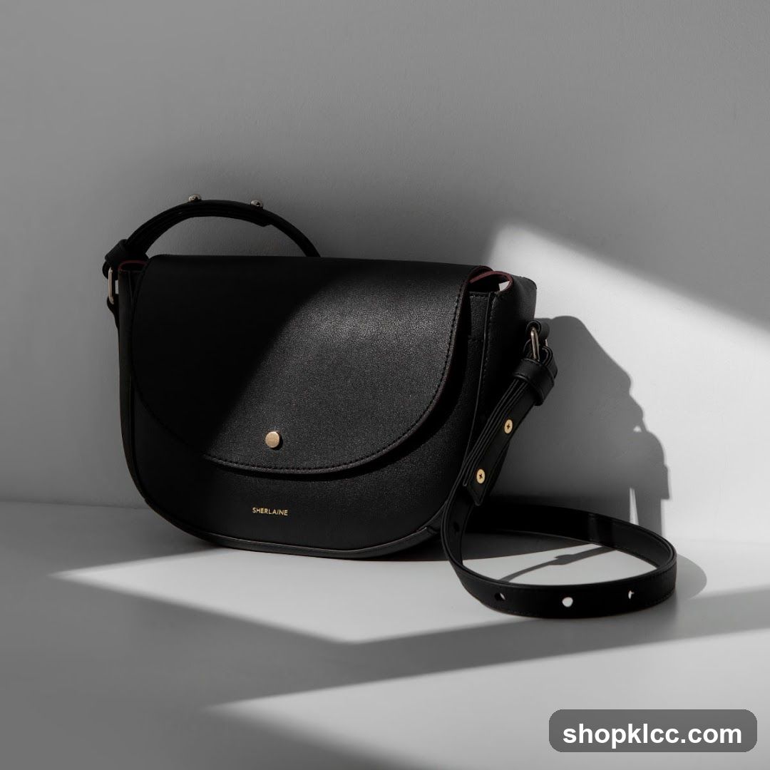 Black Saddle Bag