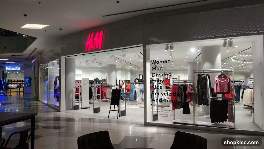 H&M Storefront in Mall