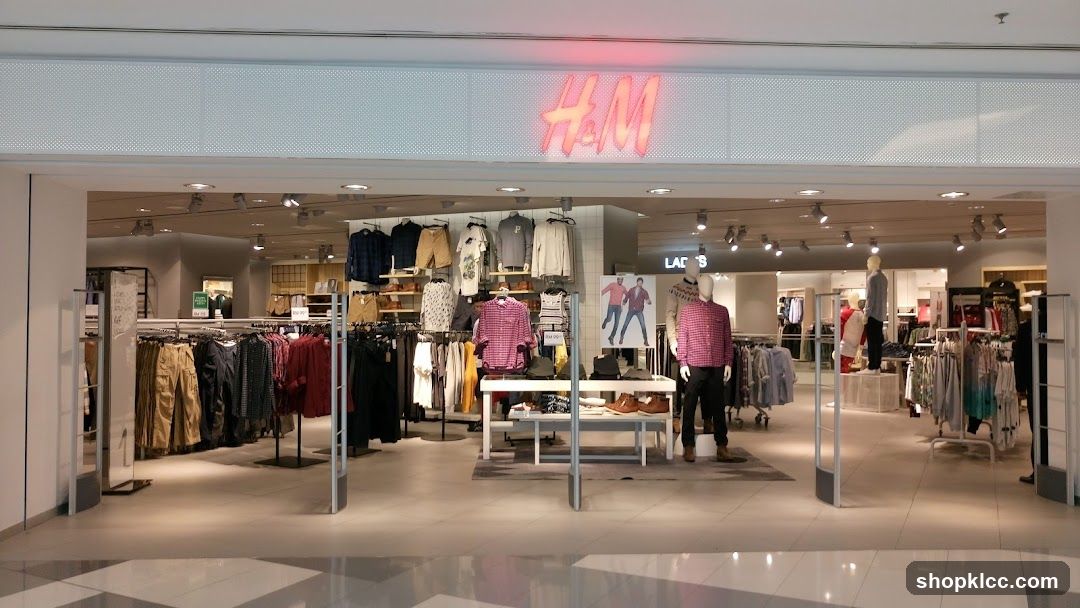 H&M Storefront